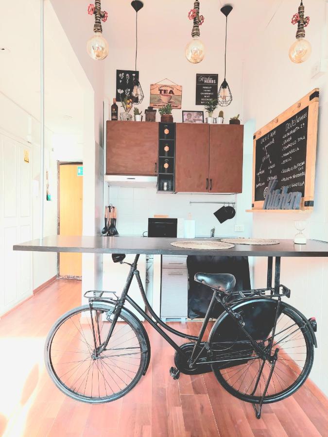 Trastevere In Bike - Con Wi-Fi E Ac Rome Luaran gambar