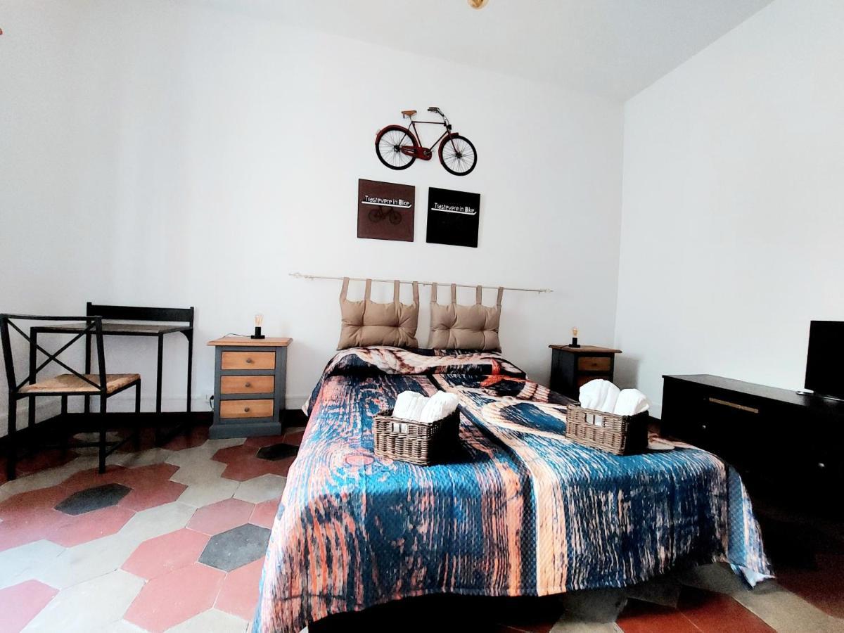 Trastevere In Bike - Con Wi-Fi E Ac Rome Luaran gambar